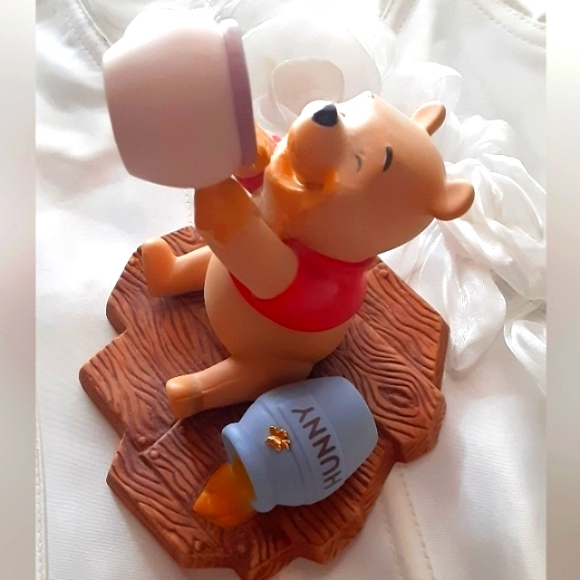 Winnie the Pooh Figurine Honey Pot Collectible Life is Sweet - Picture 2 of 7